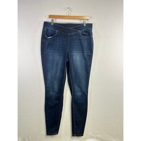 Womans Skinny Denim jeans Comfortable With Elastic Waistband - Size L 14 Long ￼ - Picture 1 of 10
